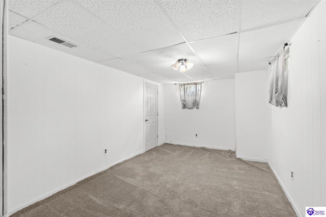 806 Yates Drive photo 28