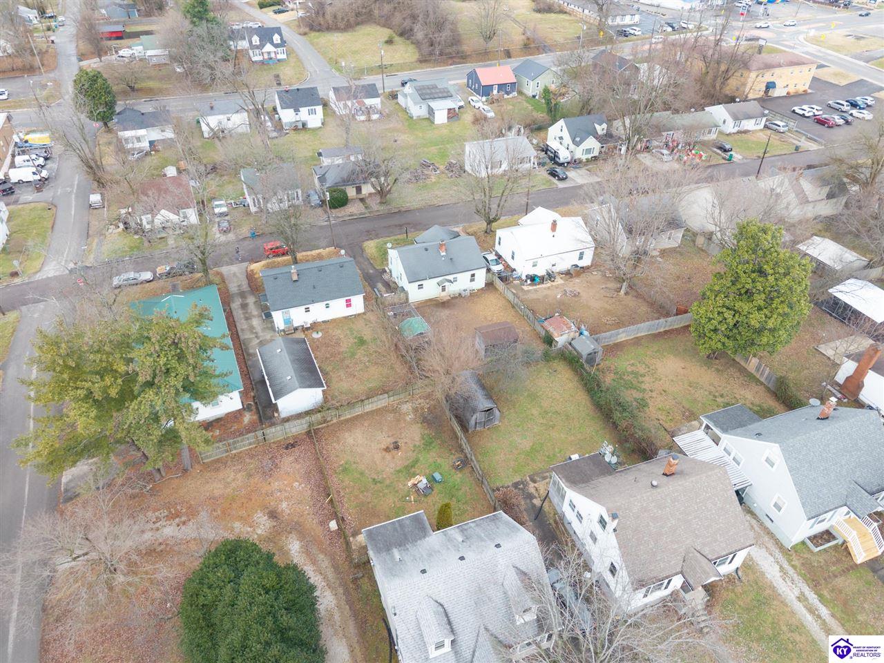 505 Henry Street photo 26