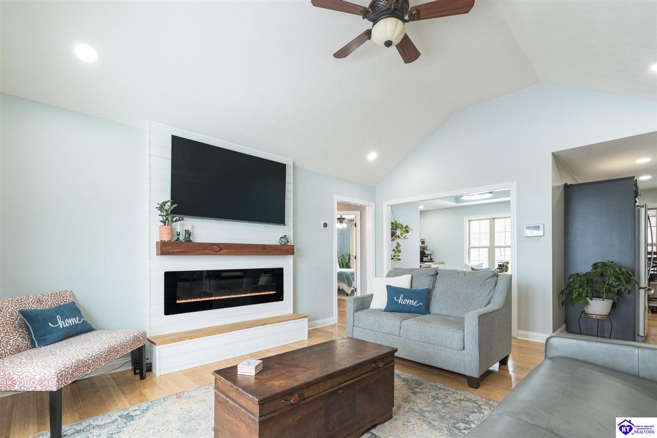 132 Lowball Lane photo 7