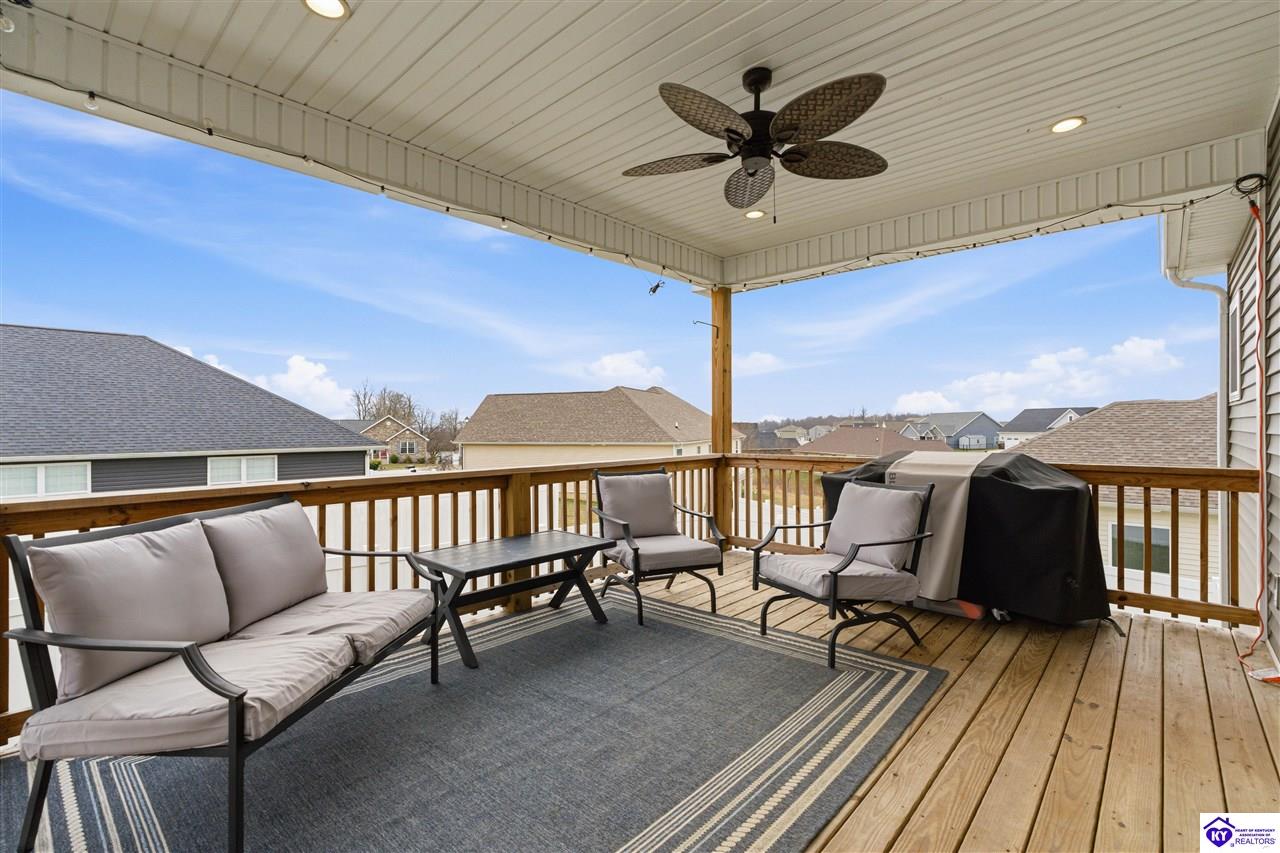 124 Aiden Lane photo 26