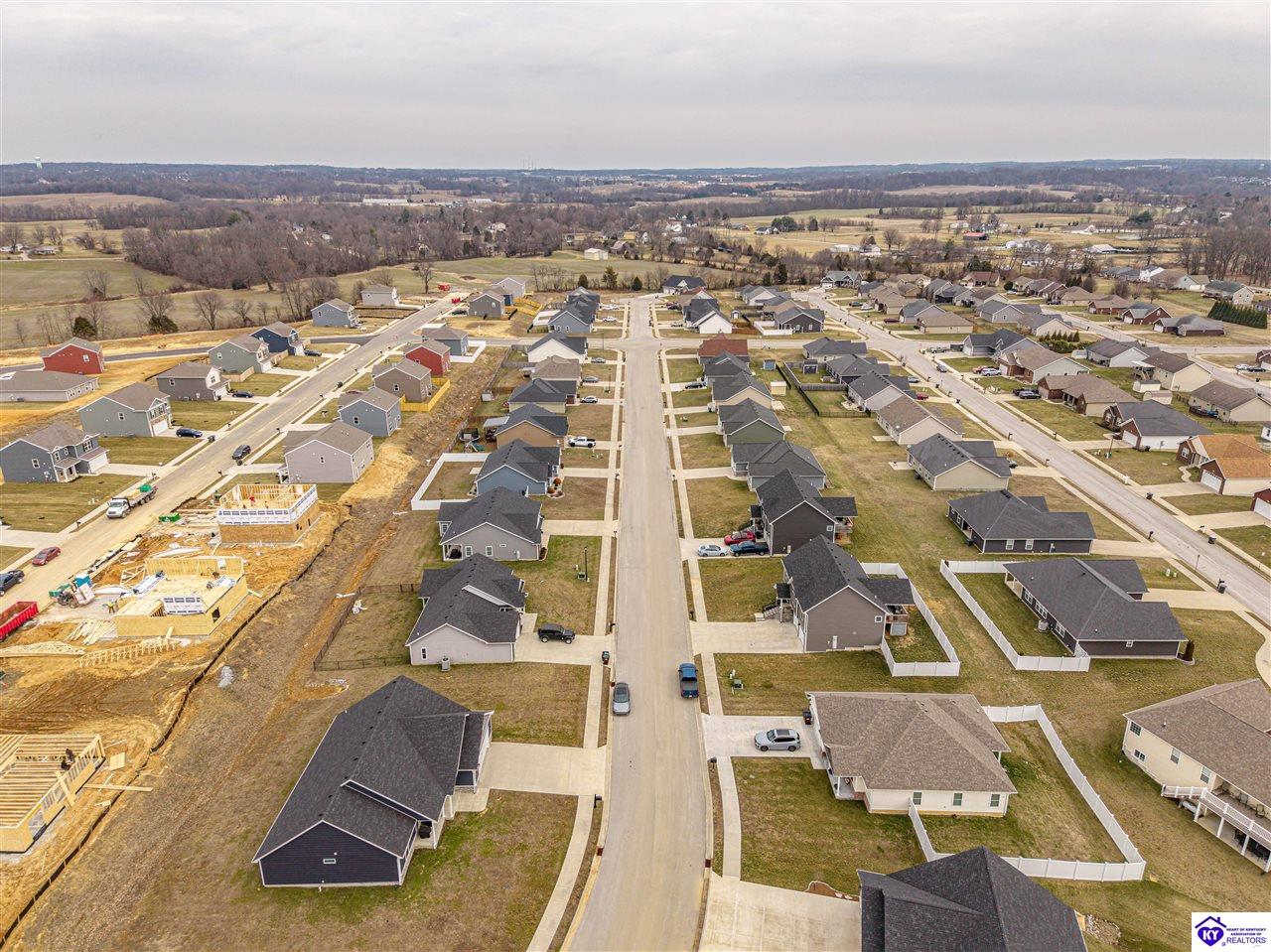 124 Aiden Lane photo 30