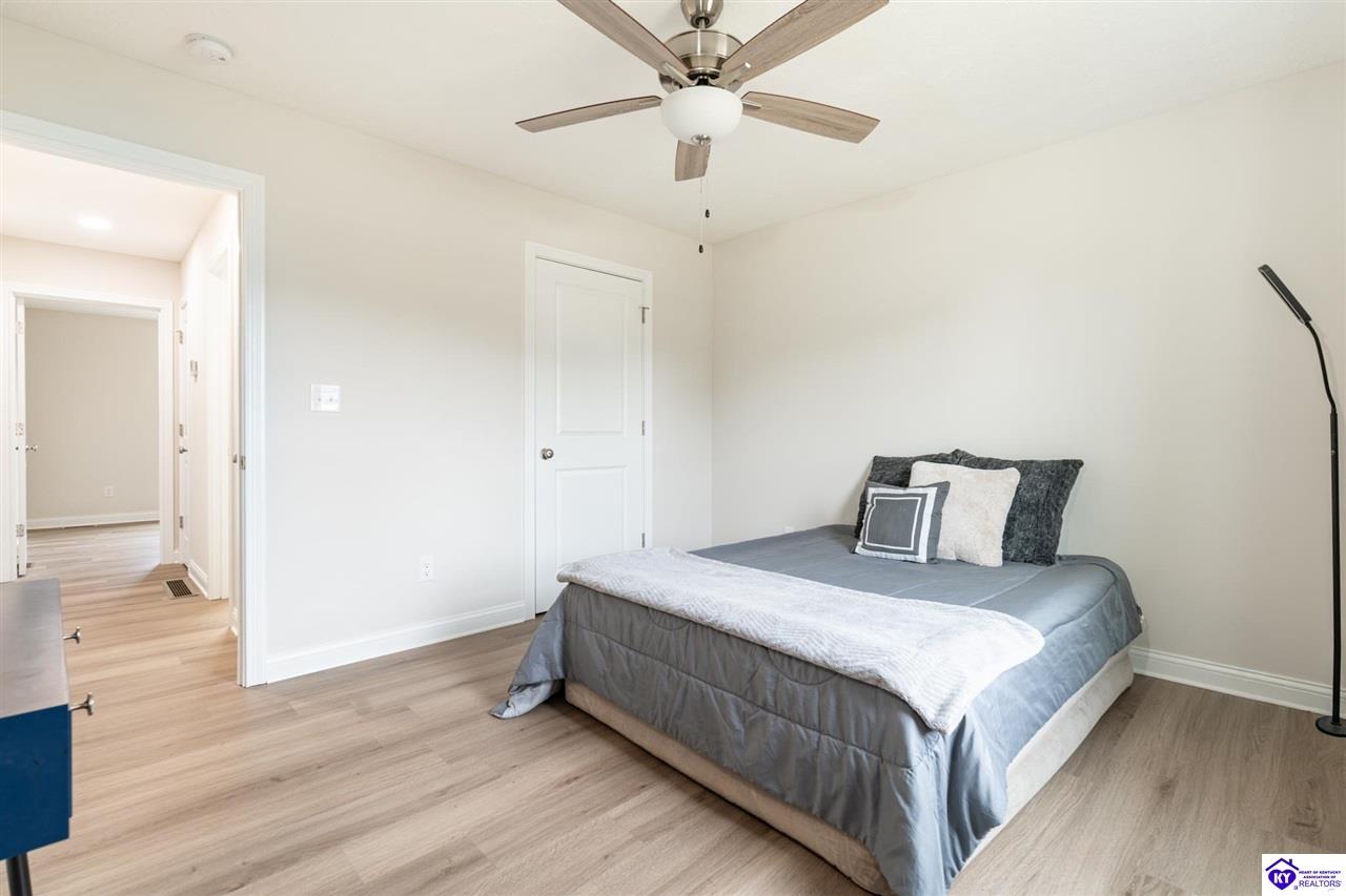 138 Sawgrass Avenue photo 9