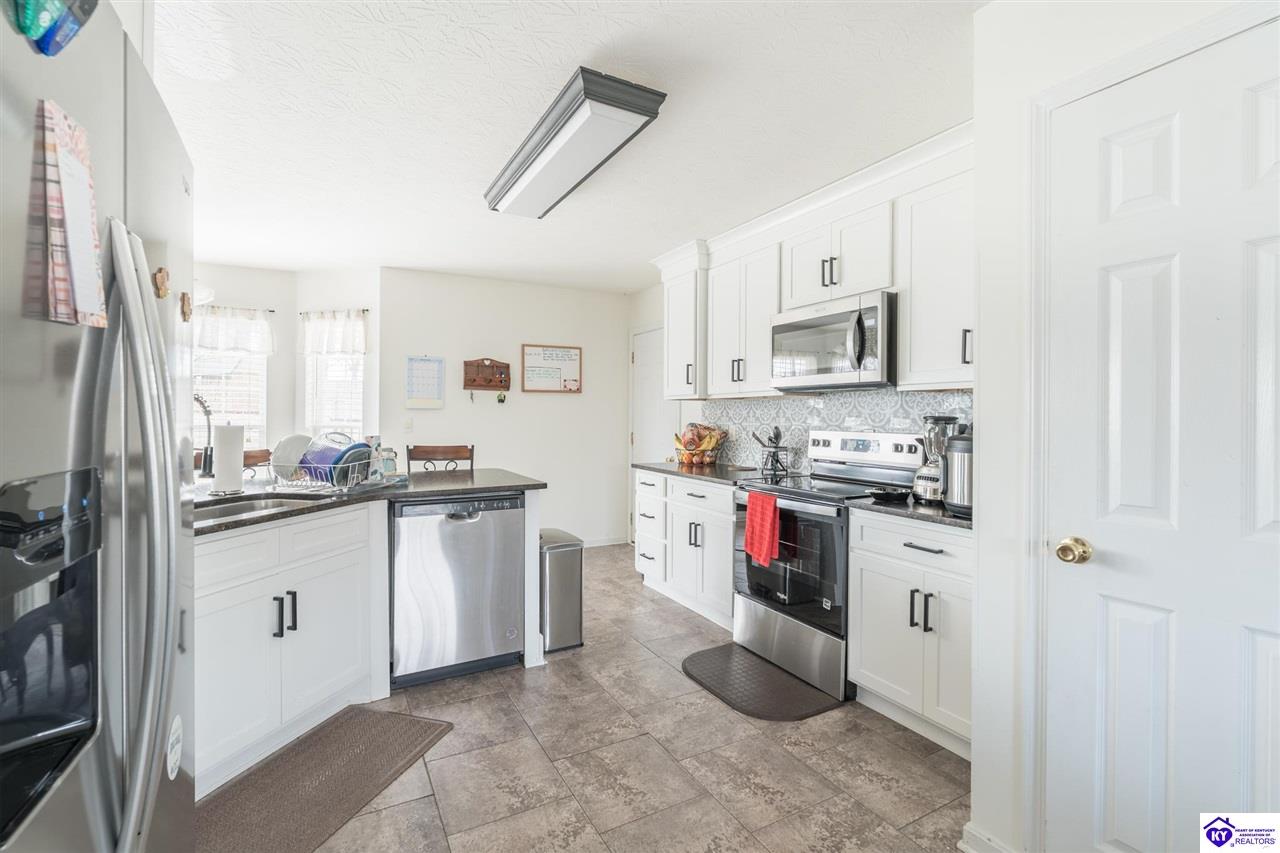 141 Shady Brook Court photo 12