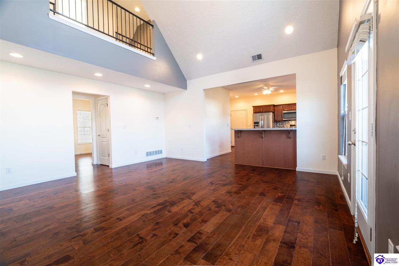 34 Windover Court photo 4
