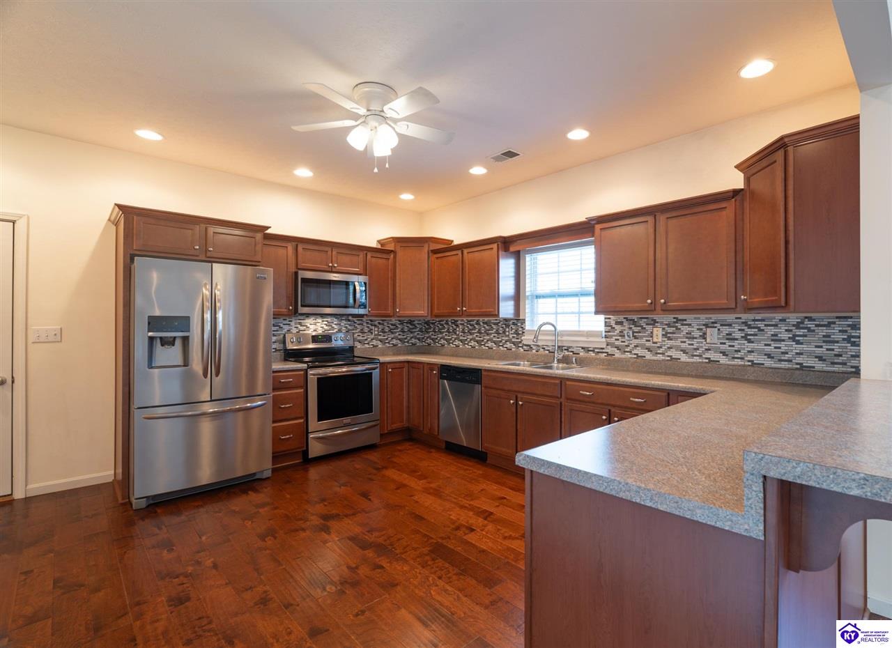 34 Windover Court photo 8