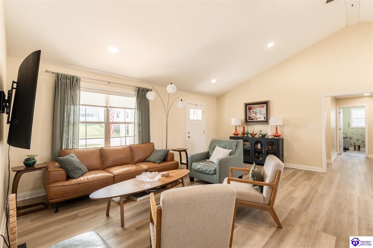 120 Sawgrass Avenue photo 4