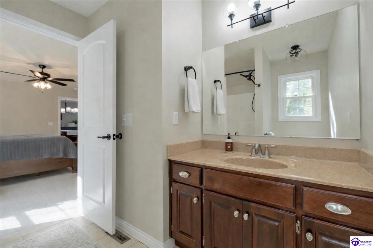 43 Bobolink Lane photo 12