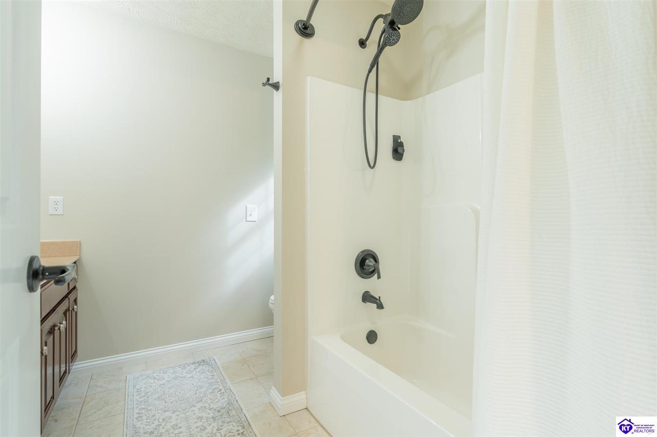 43 Bobolink Lane photo 13