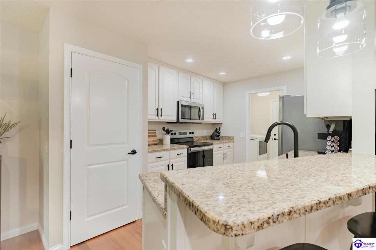 43 Bobolink Lane photo 17
