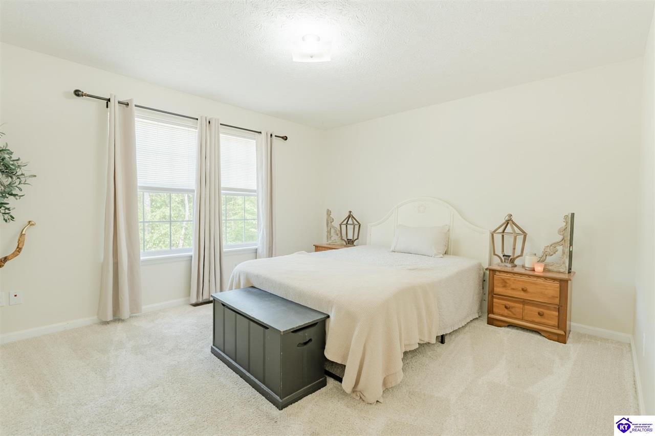 1122 Garrett Road photo 17