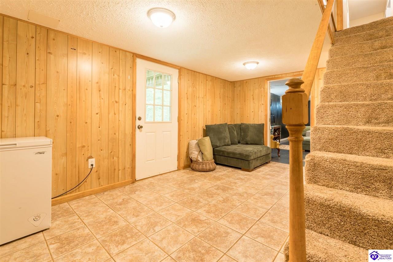 801 Charlene Drive photo 18