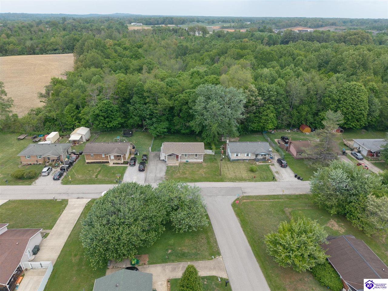 801 Charlene Drive photo 33