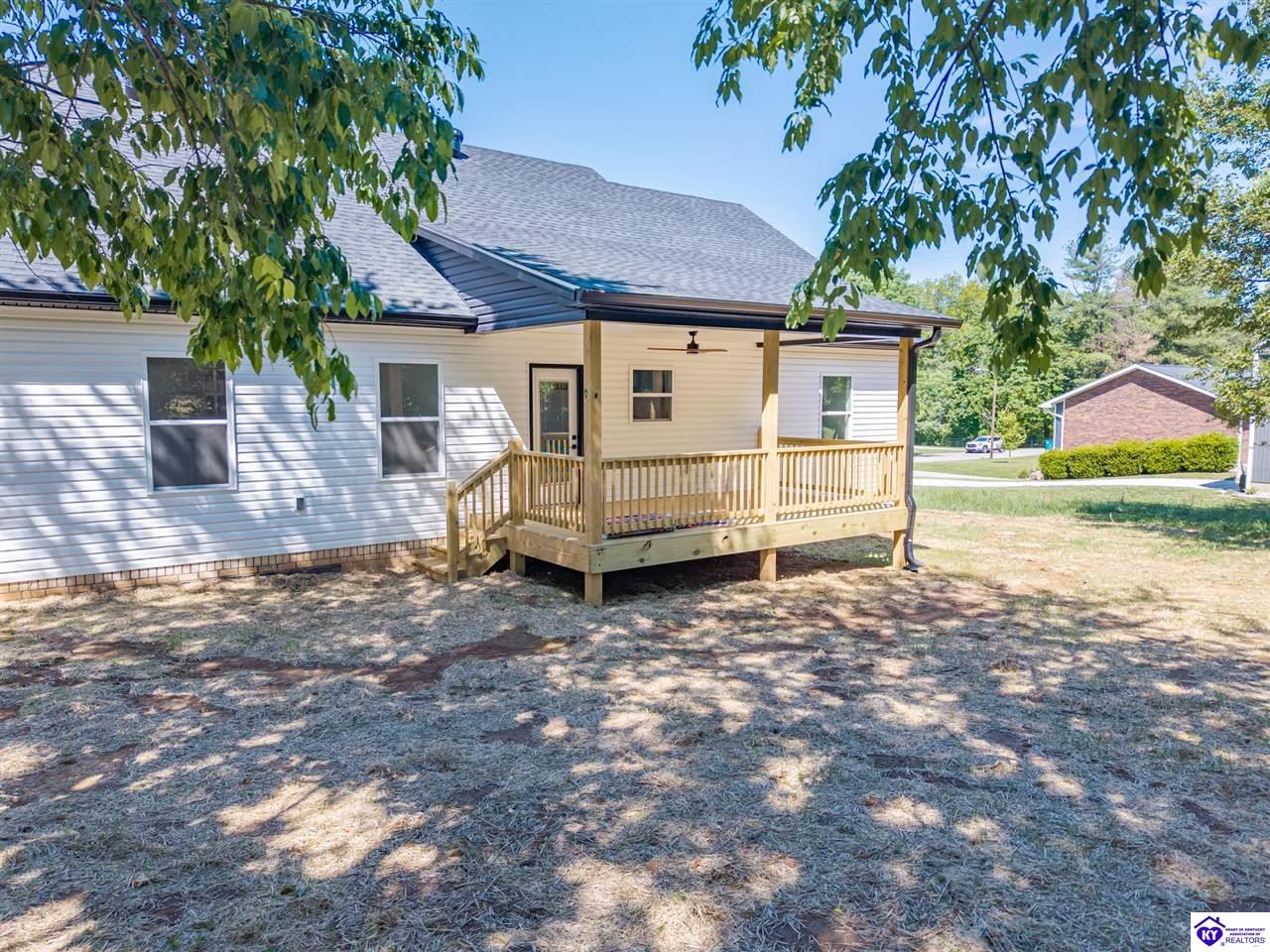 621 Yale Drive photo 25