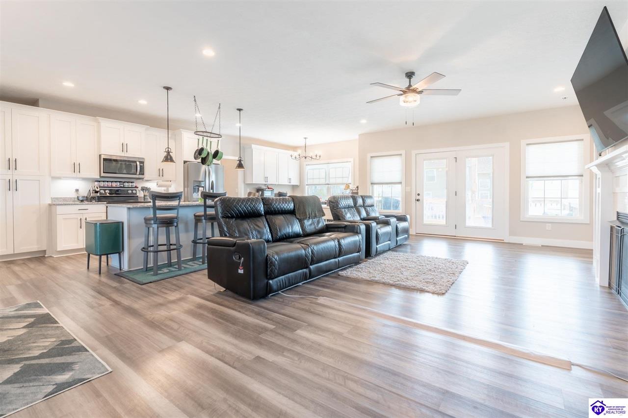 111 Sunday Silence Court photo 7
