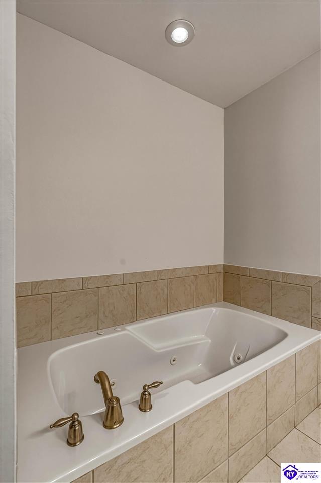 102 A Legacy Court photo 25