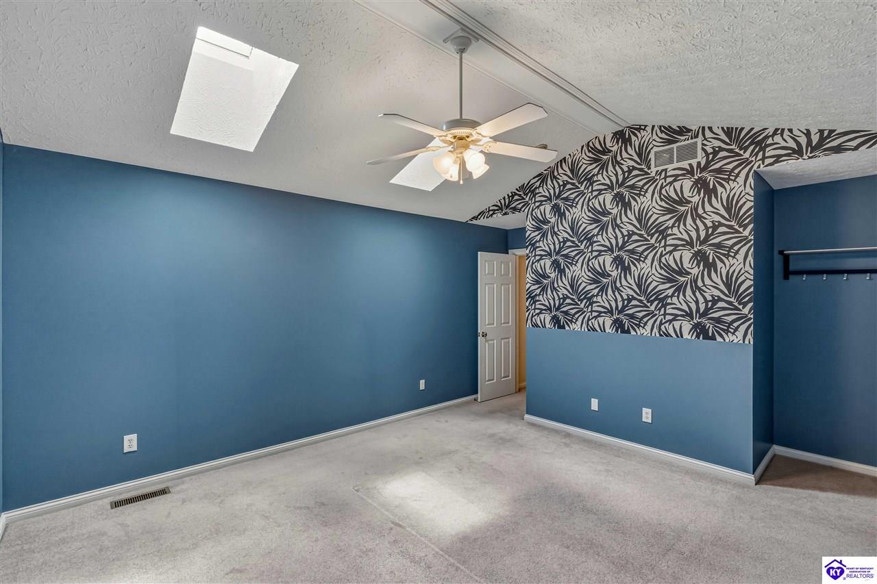 102 A Legacy Court photo 31