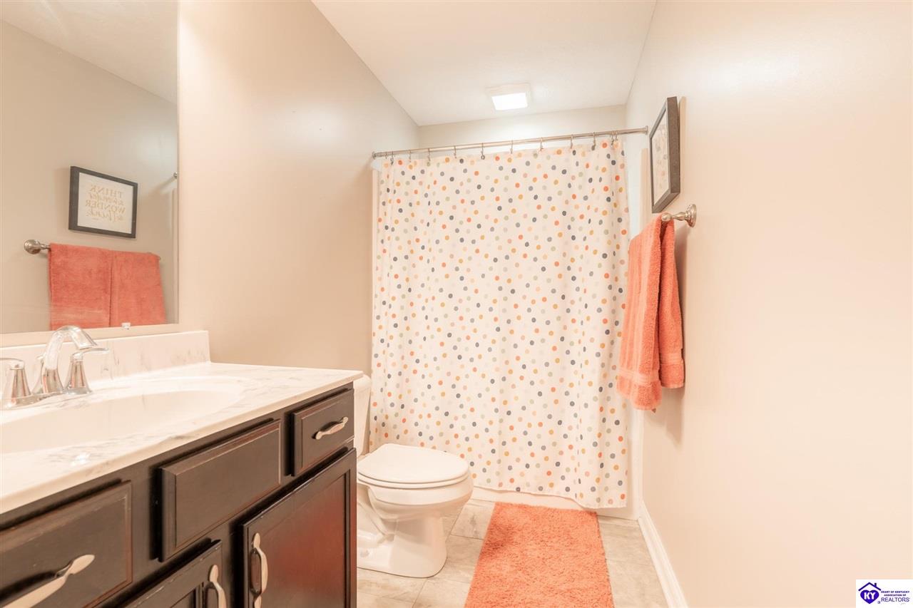 200 Riley Way photo 20