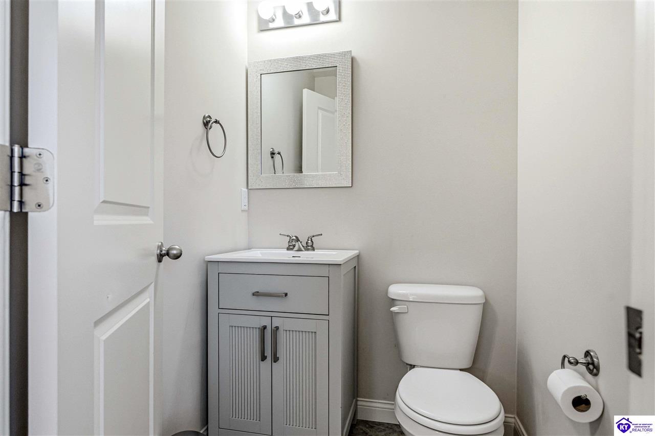 404 Lambrusco Way photo 9