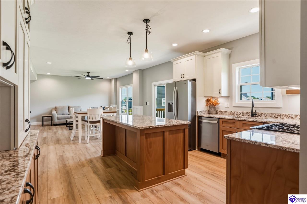 37 D Wayne Circle photo 12