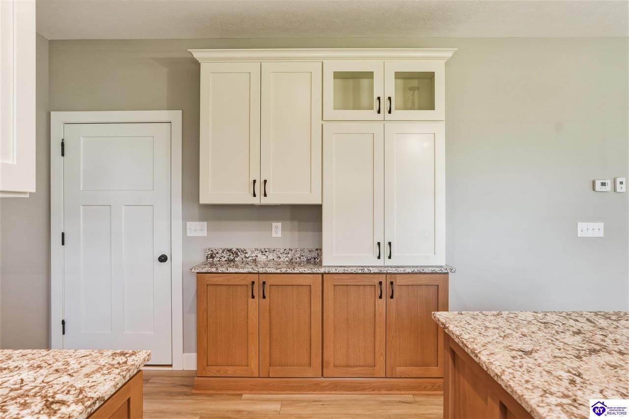 37 D Wayne Circle photo 13