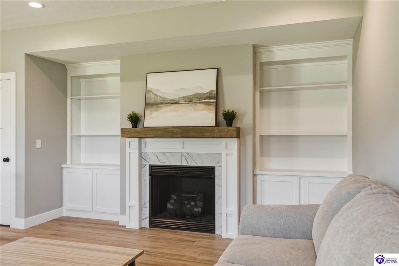 37 D Wayne Circle photo 16