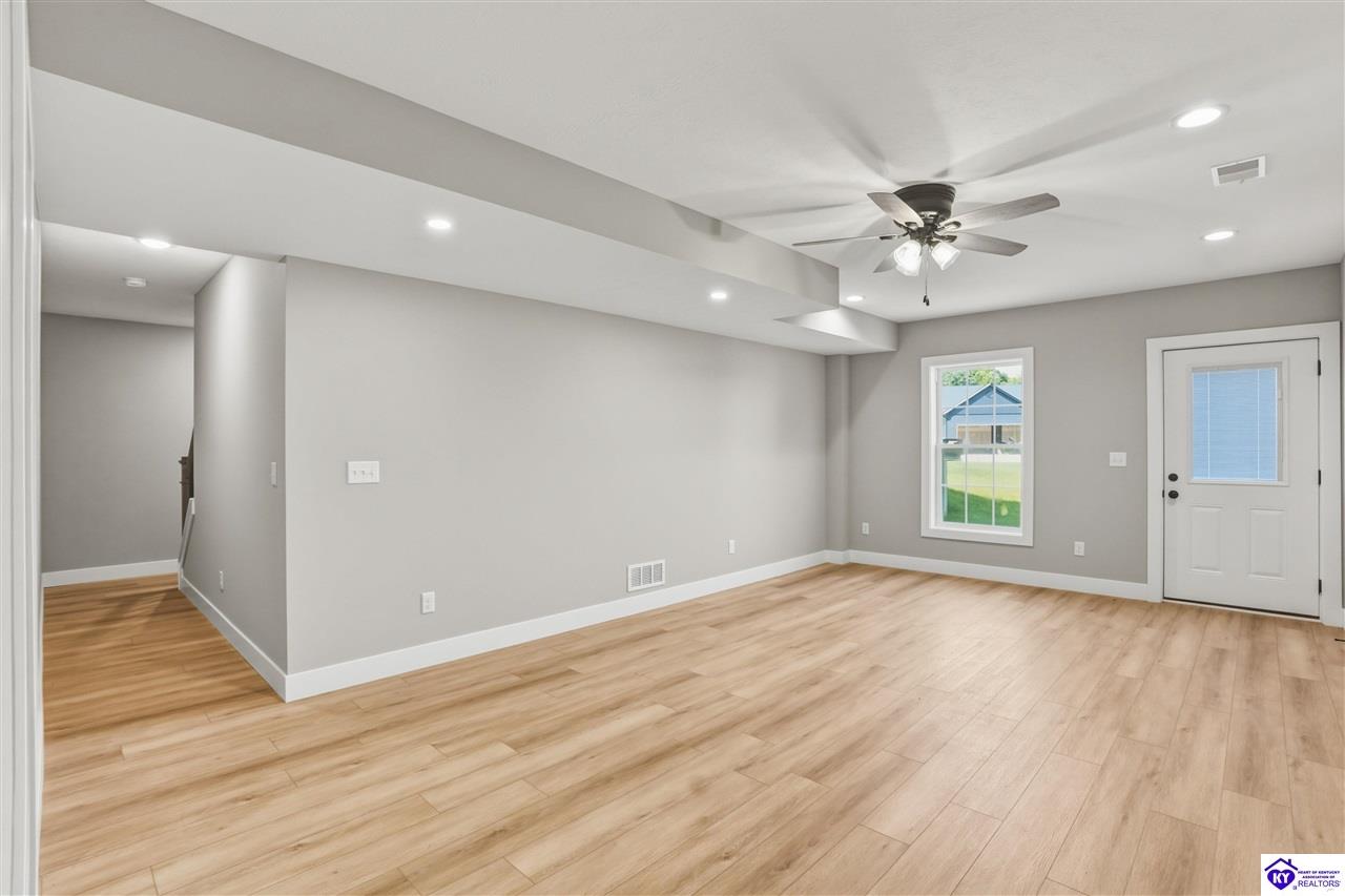 37 D Wayne Circle photo 31
