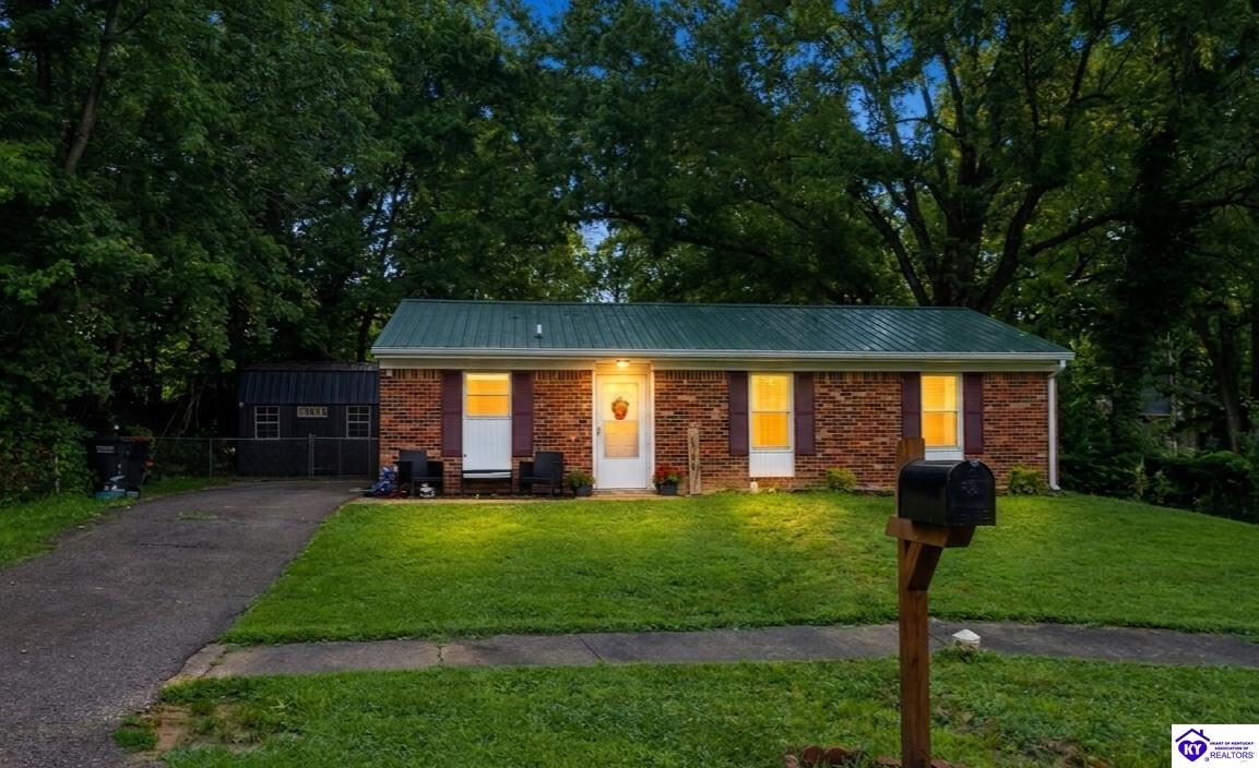 148 Vonda Court photo 1
