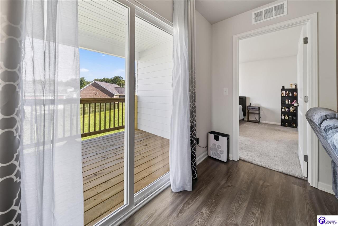 105 Ascension Way photo 5