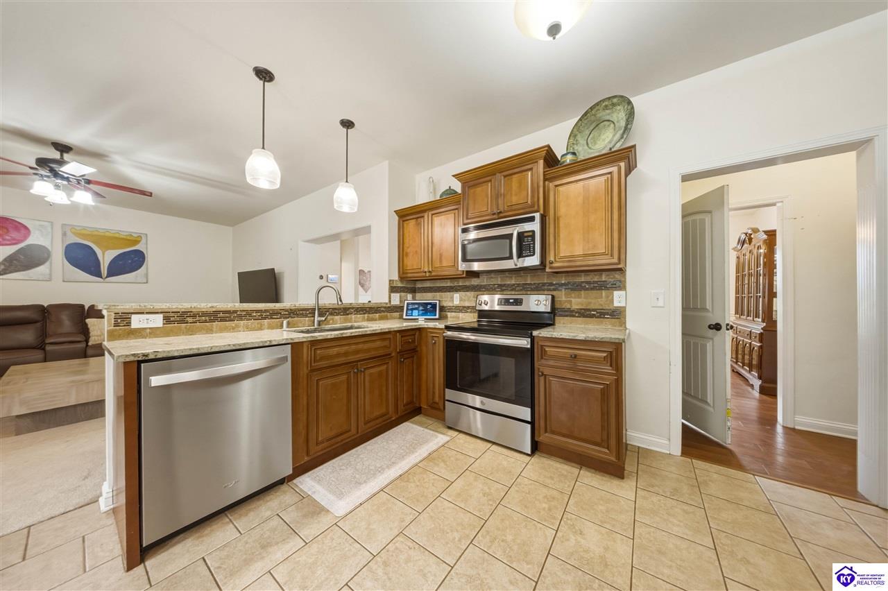 122 Vineland Parkway photo 13