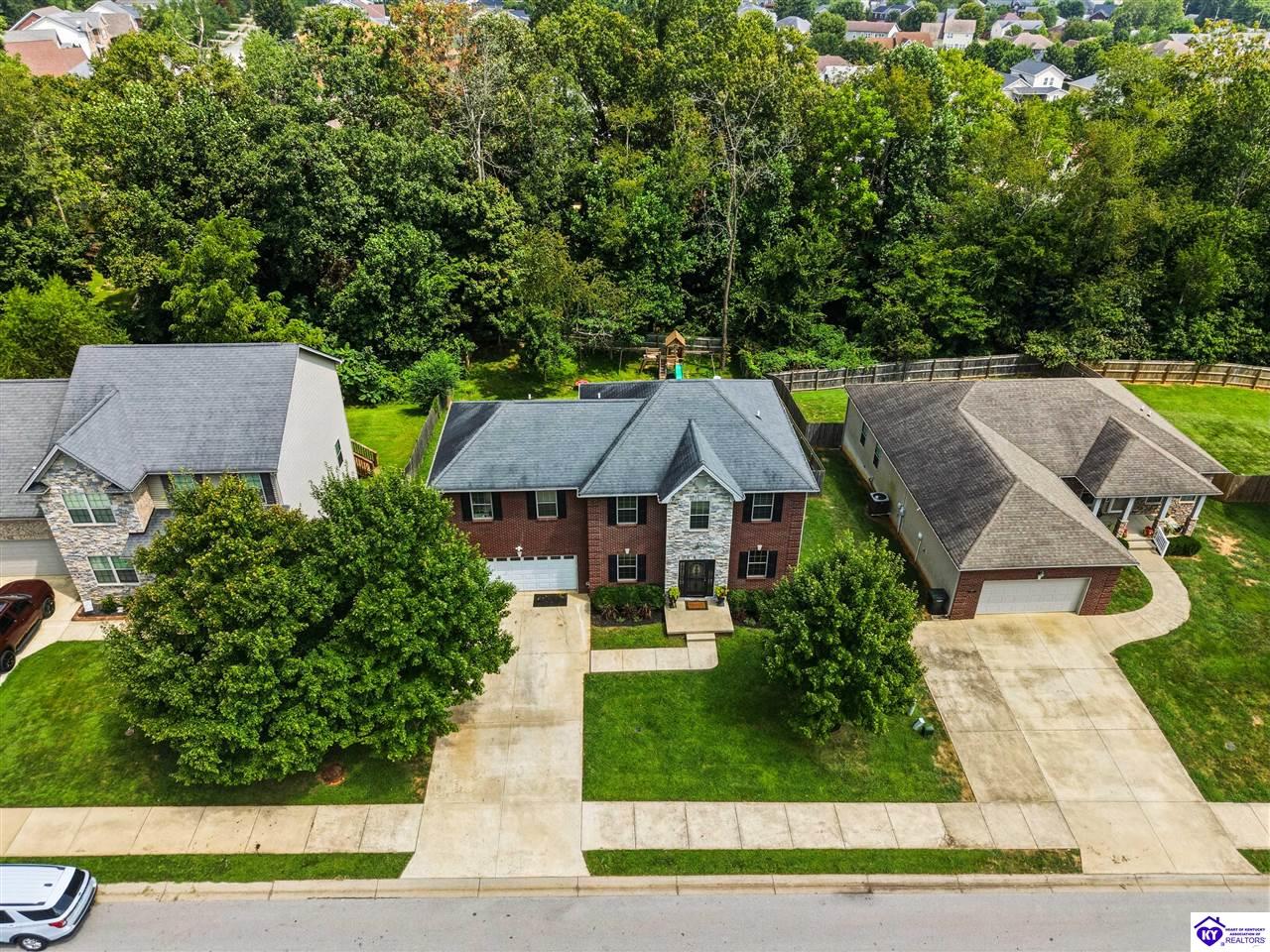 122 Vineland Parkway photo 4