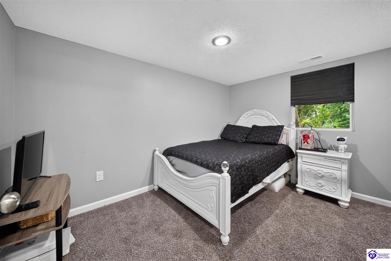 1107 Wooddale Road photo 13