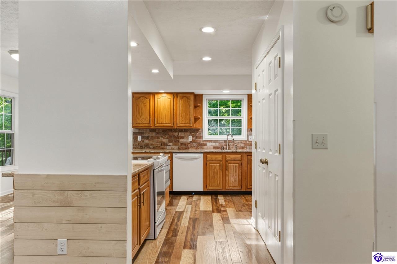 124 Mockingbird Road photo 10