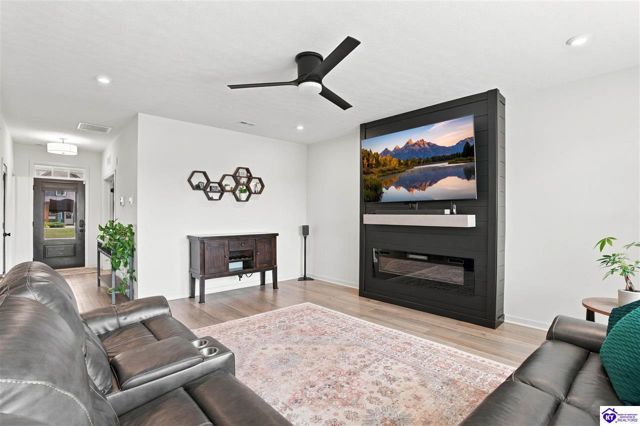 215 Stargaze Drive photo 14