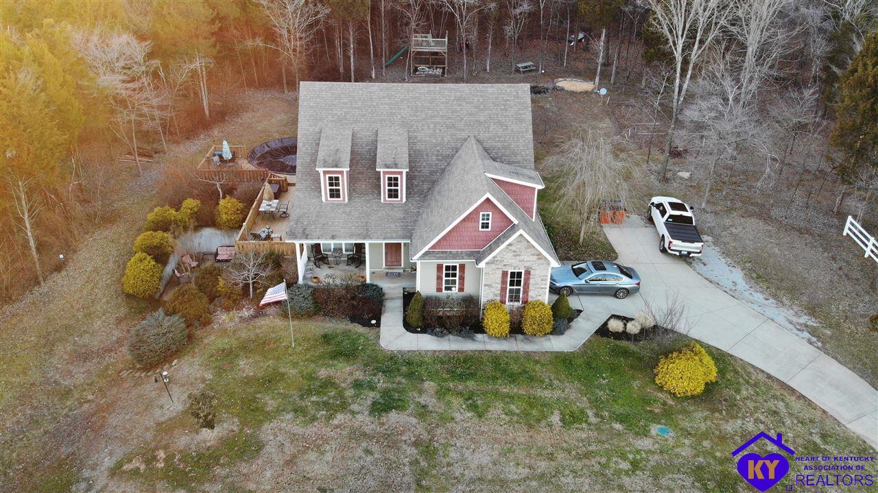131 Weston Court photo 1