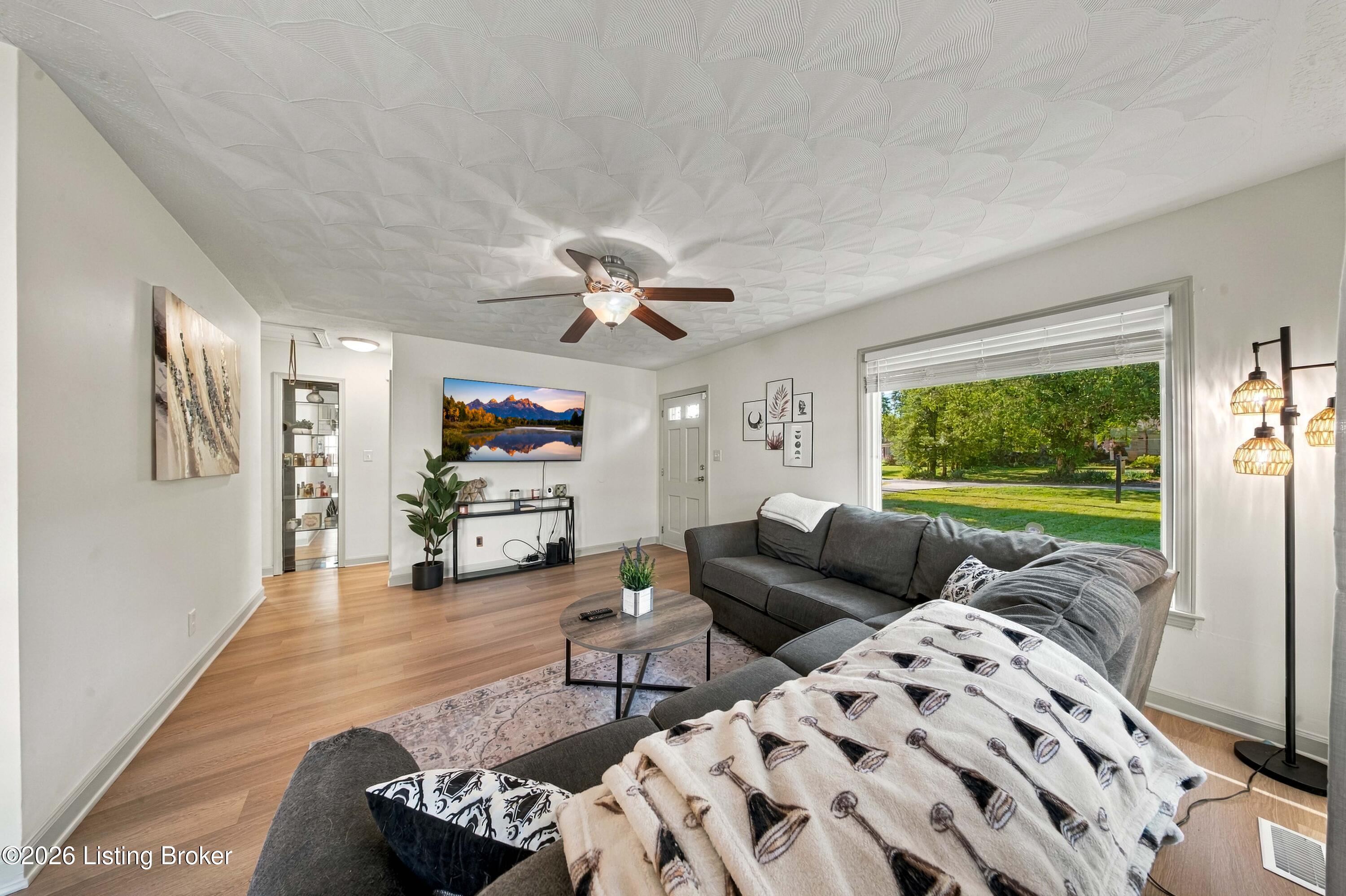 7707 Dingle Dell Rd photo 6